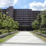 ユニヴェルシオール学園の丘