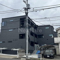 Charme Roger Residence