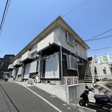 ファミール町田